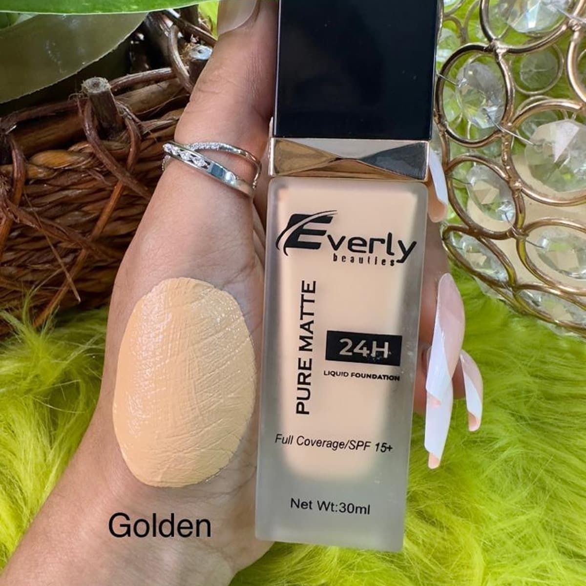 Everly Beauties Pure Matte Full Coverage Foundation