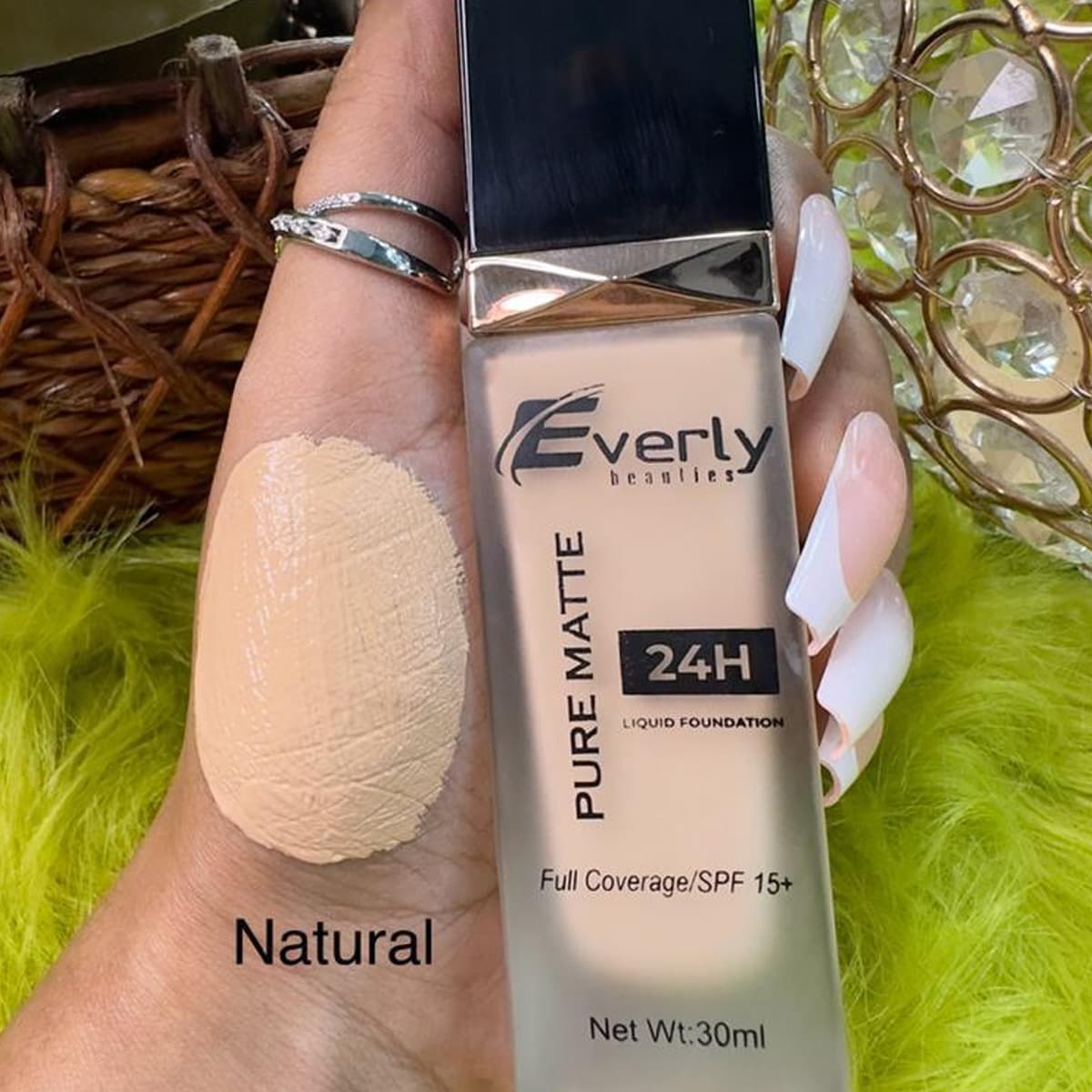 Everly Beauties Pure Matte Full Coverage Foundation