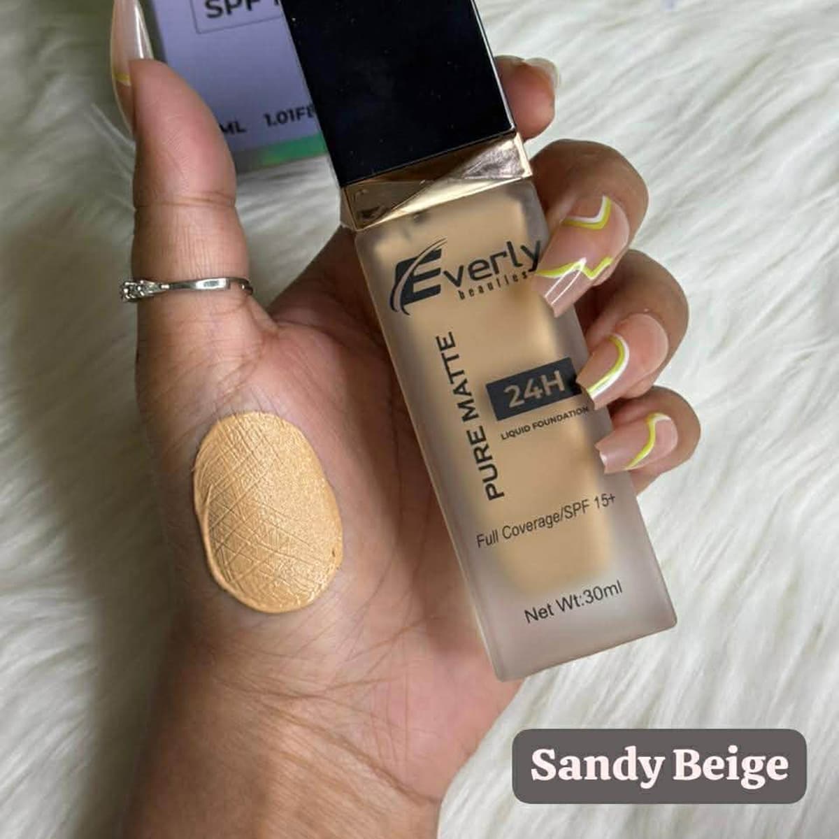 Everly Beauties Pure Matte Full Coverage Foundation
