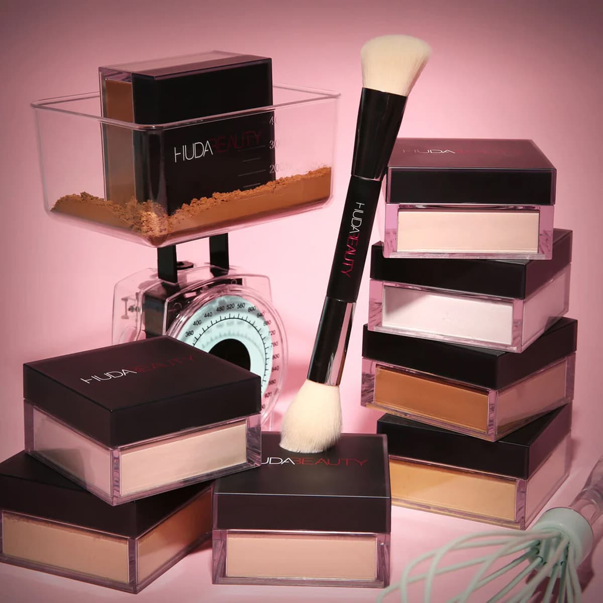 Huda Beauty Easy Bake Loose Baking & Setting Powder