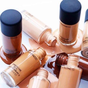 Mac Studio Fix Fluid Foundation SPF 15