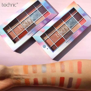 Technic Y2K Pressed Pigment Palette